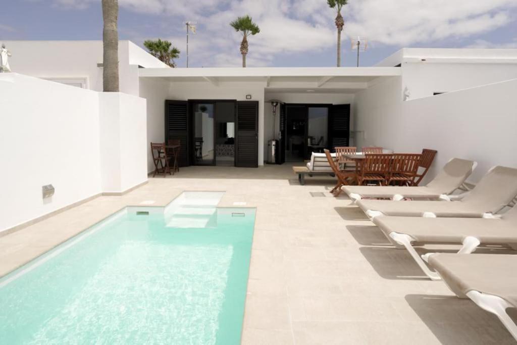 Casa Lily Villa Tias Bagian luar foto